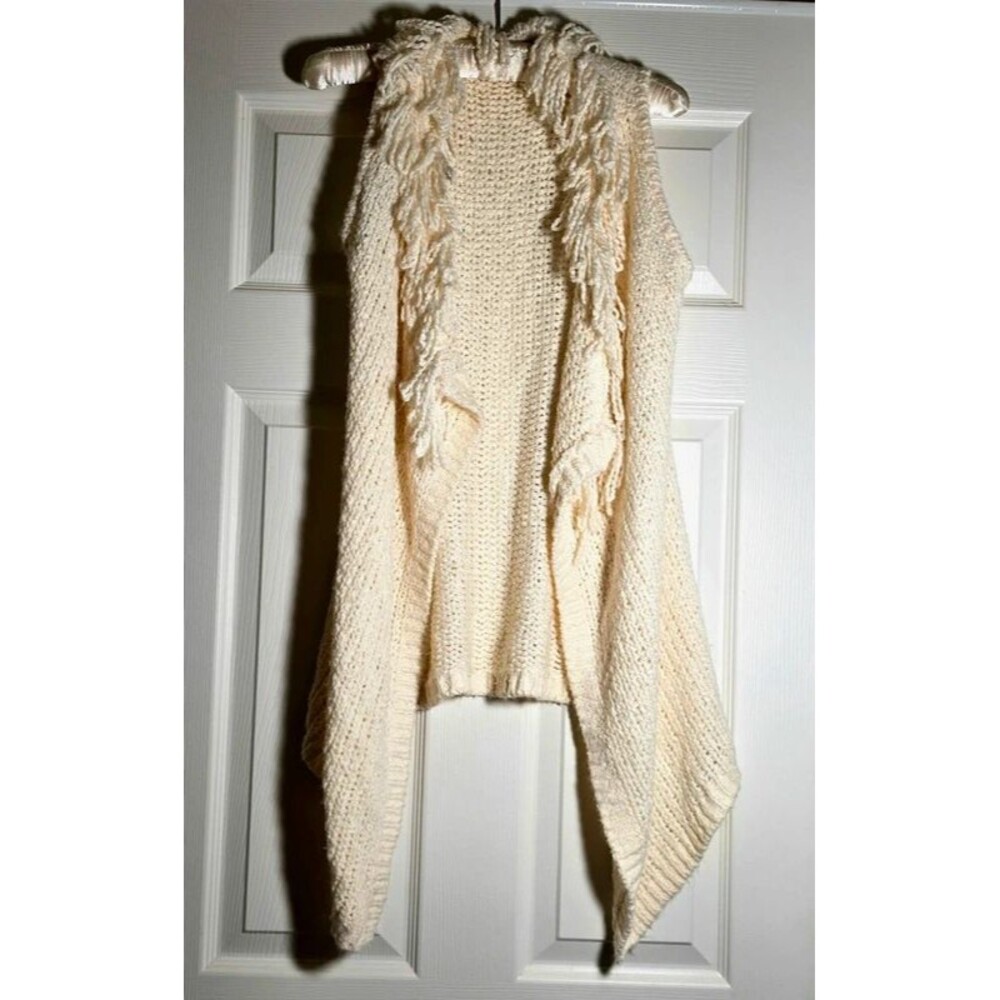 Cream boho sweater/Shawl vest M